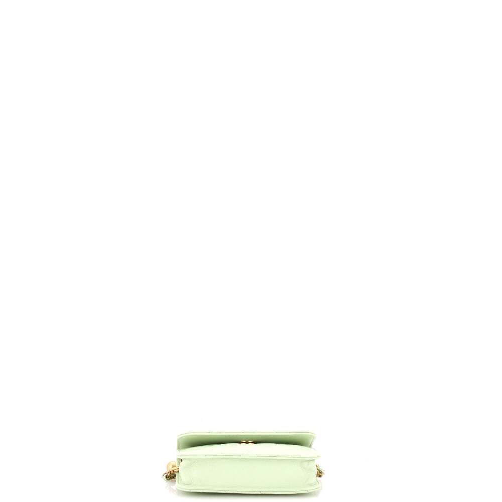 Chanel Pearl Crush Flap Clutch With #233848C27B - Picture 5 of 7